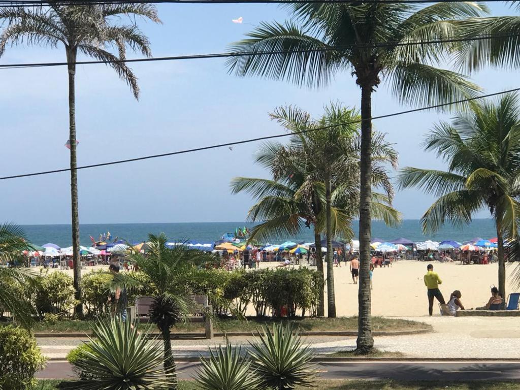 LINDO APARTAMENTO Guilhermina - EDIFICIO FRENTE PARA O MAR Praia Grande (Santos) Exterior foto